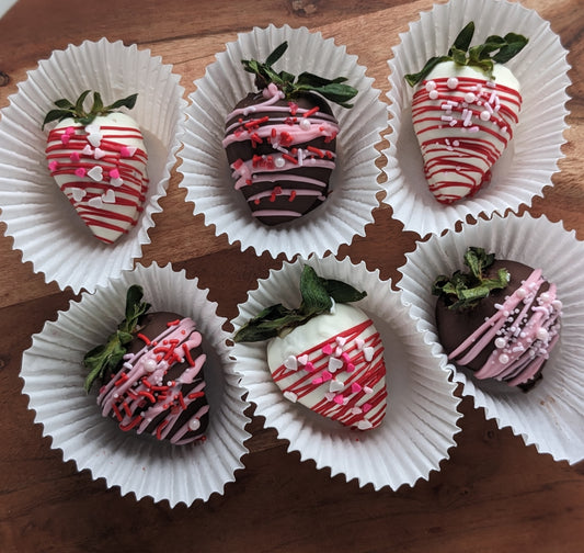 Valentine's Chocolate Dipped Strawberries